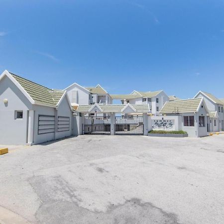 Luxury On The Beach Port Elizabeth Buitenkant foto