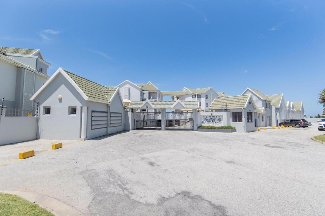 Luxury On The Beach Port Elizabeth Buitenkant foto