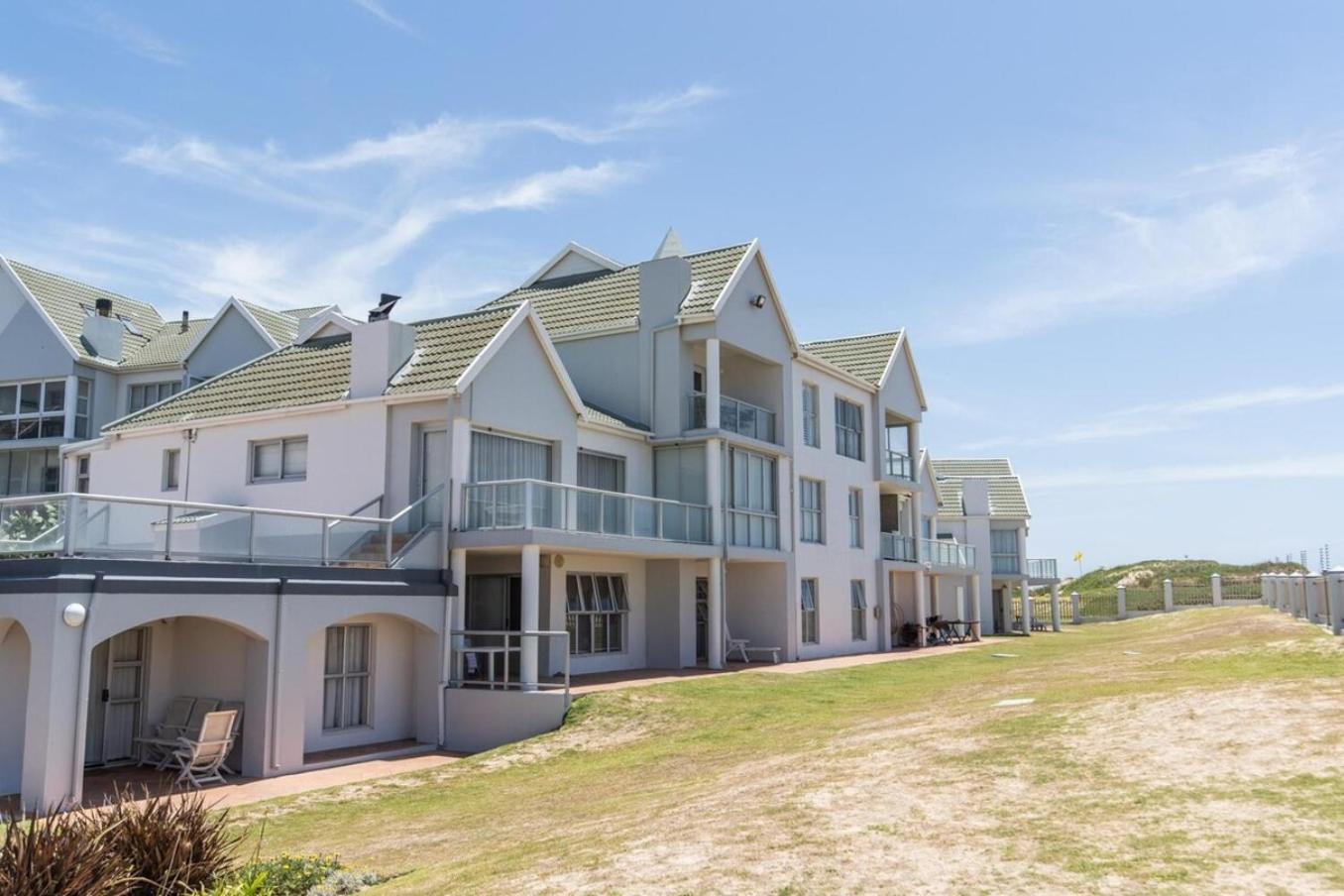 Luxury On The Beach Port Elizabeth Buitenkant foto