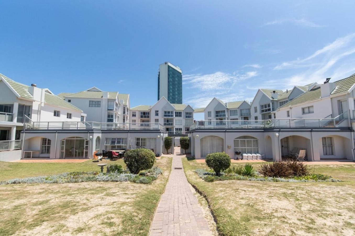 Luxury On The Beach Port Elizabeth Buitenkant foto