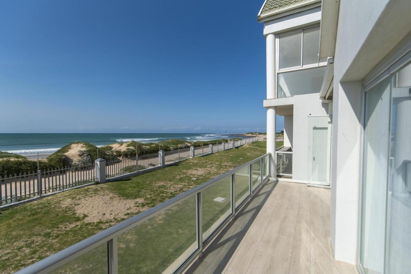 Luxury On The Beach Port Elizabeth Buitenkant foto