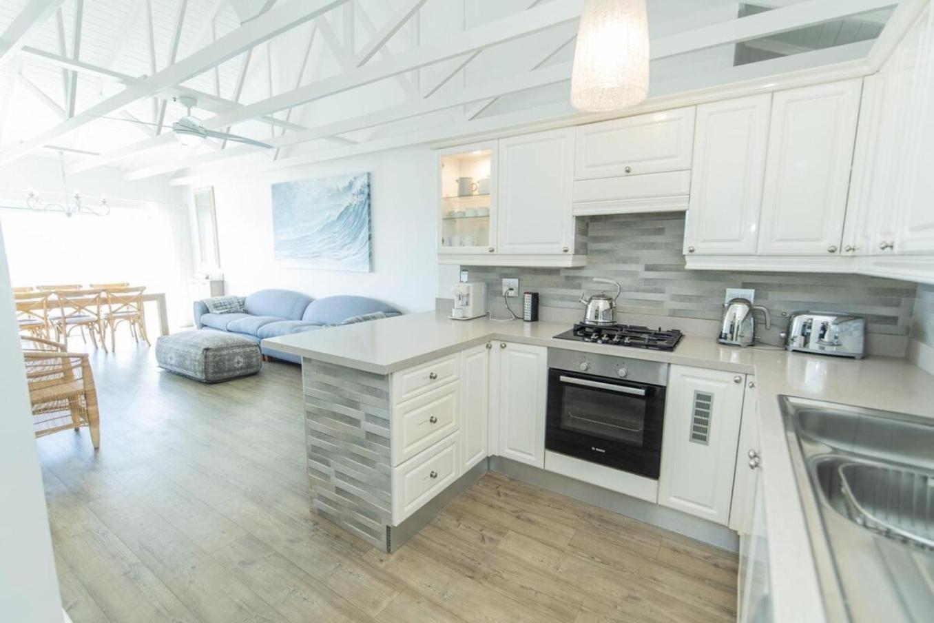 Luxury On The Beach Port Elizabeth Buitenkant foto