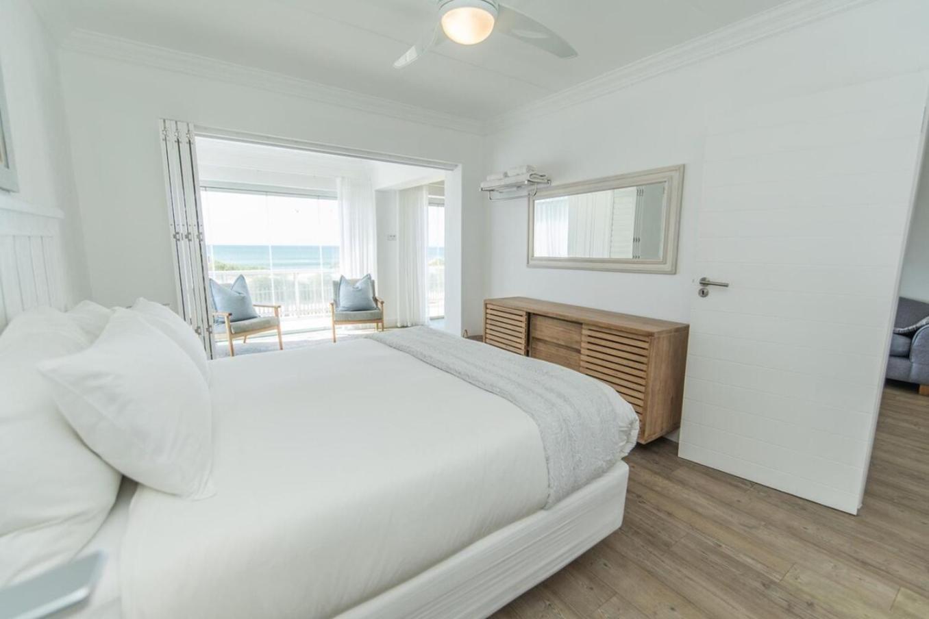 Luxury On The Beach Port Elizabeth Buitenkant foto