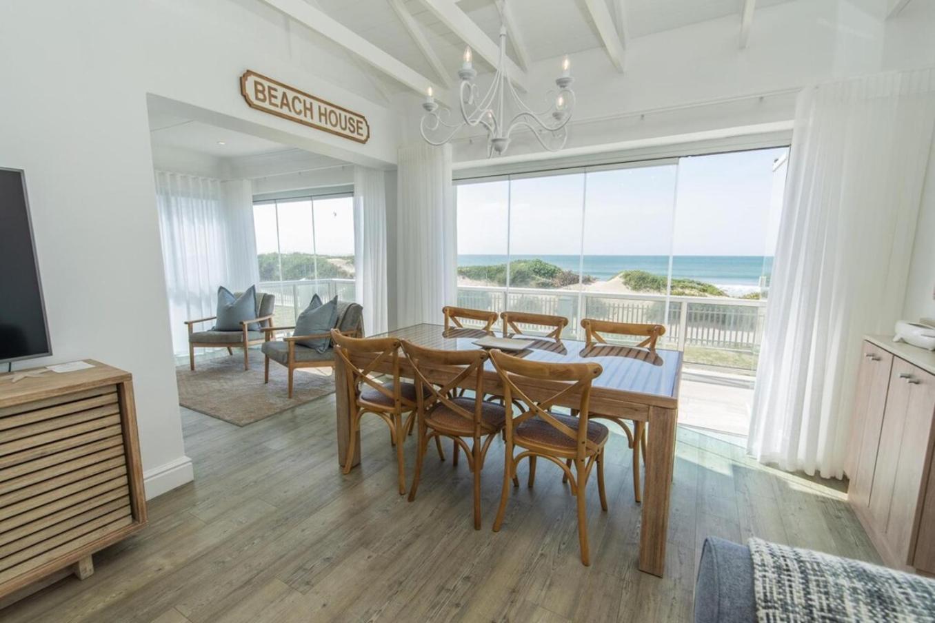 Luxury On The Beach Port Elizabeth Buitenkant foto